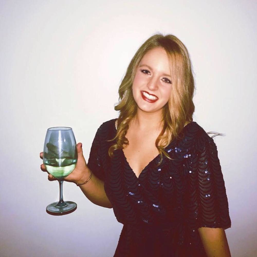 Meet your Posher, Ally